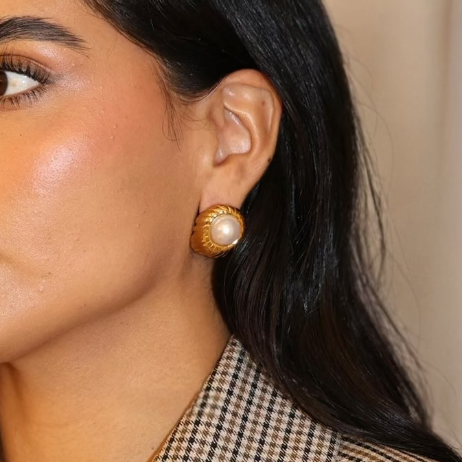 Vintage Pearl Button Earrings