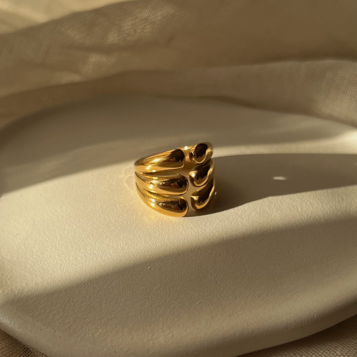 Kyra Ring