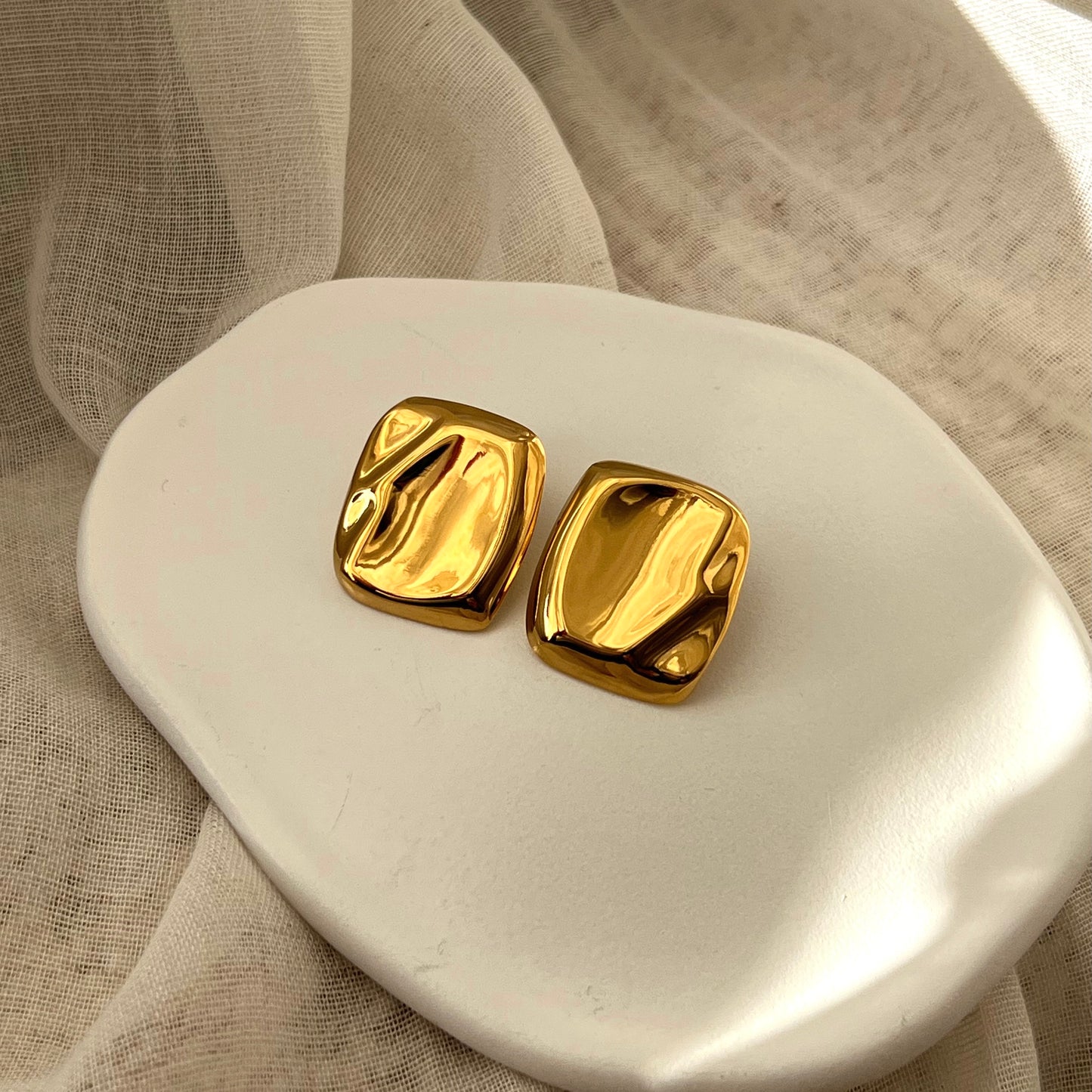 Agnes Gold Earrings