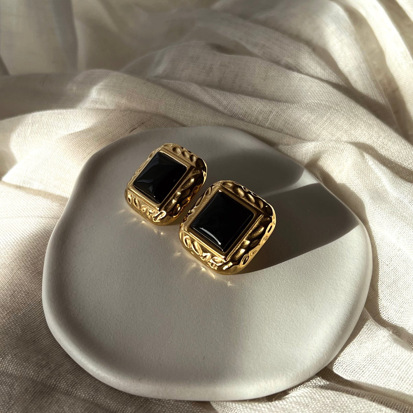 Olivia Black Earrings